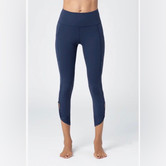 NWT Whisper Active Emery Legging - Picture 3 of 6